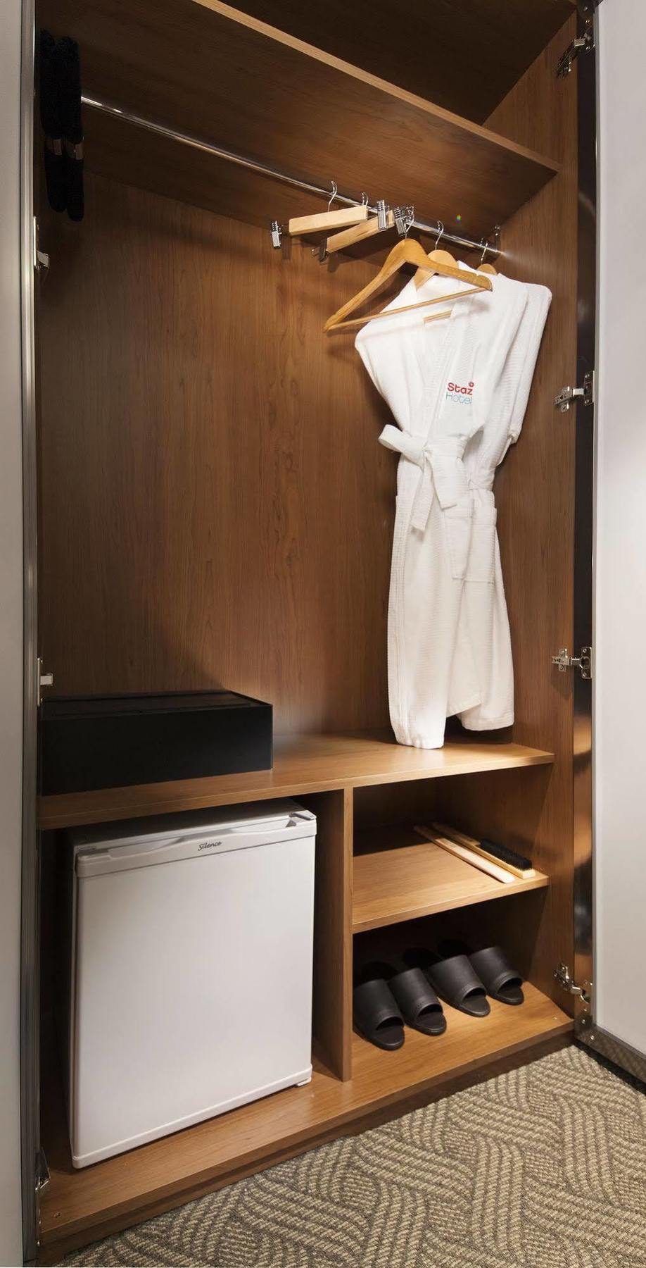 Staz Hotel Myeongdong 1 Сеул Экстерьер фото
